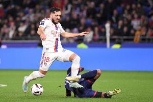 APP下载-记者：曼城和切尔基个人条款接近达成一致，里昂要价超3500万欧